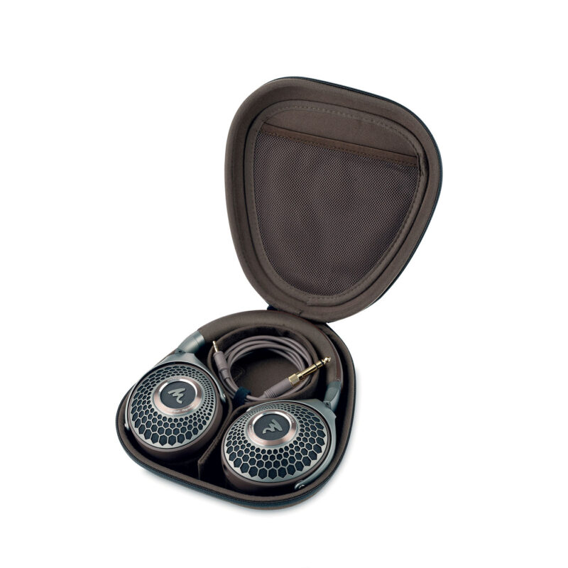 Focal Hadenys hodetelefoner med tilbehør i etui