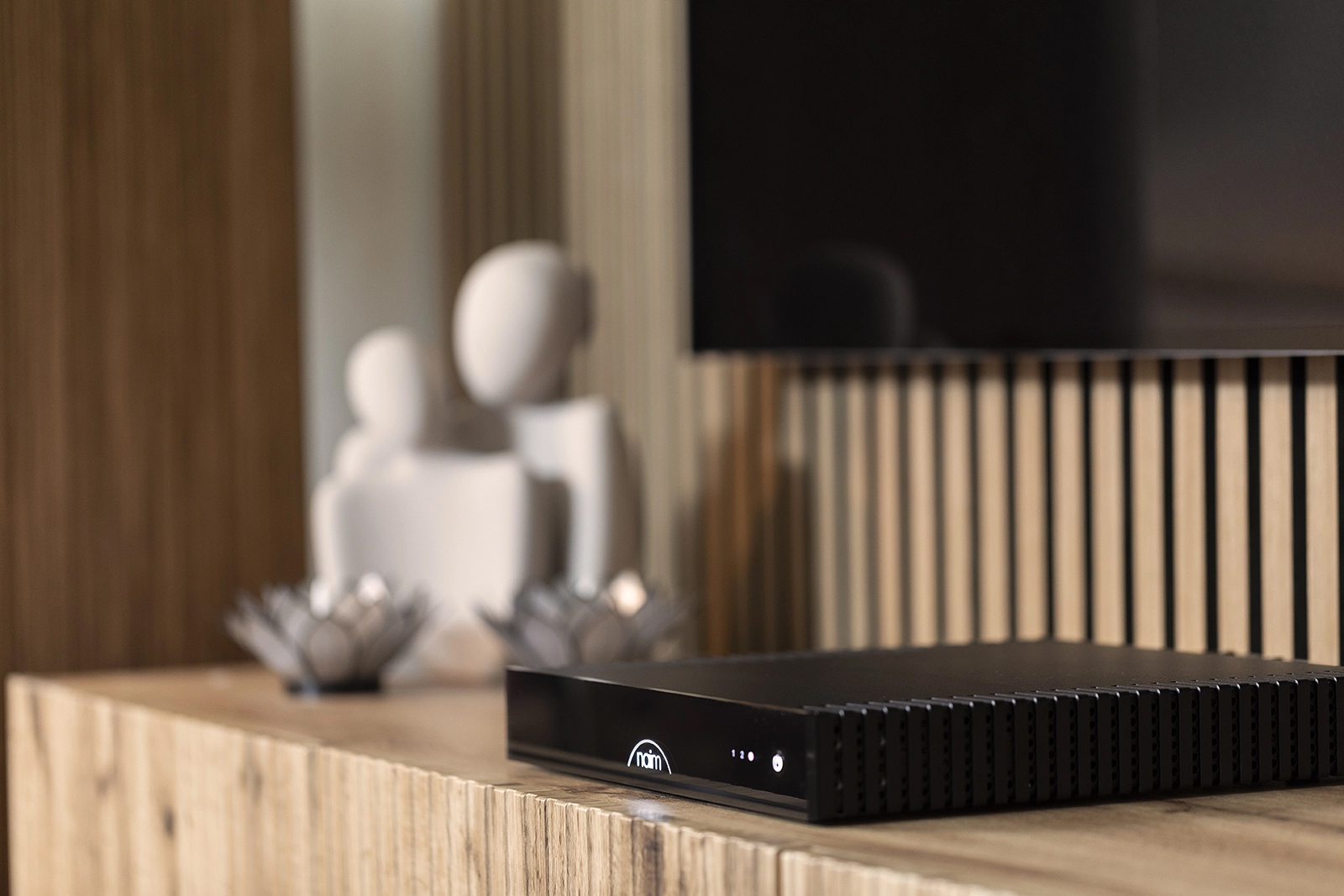 Naim Ci-Uniti 102 lifestyle