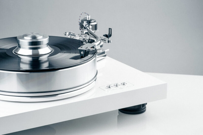 Pro-Ject Signature 10