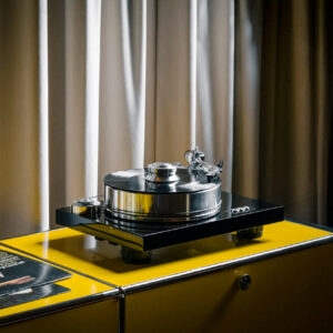 Pro-Ject Signature 10