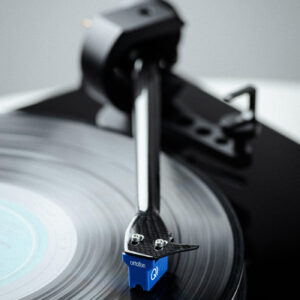 Pro-Ject X8 B