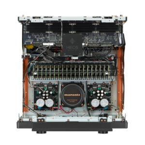 Innsiden av Maratnz AV10