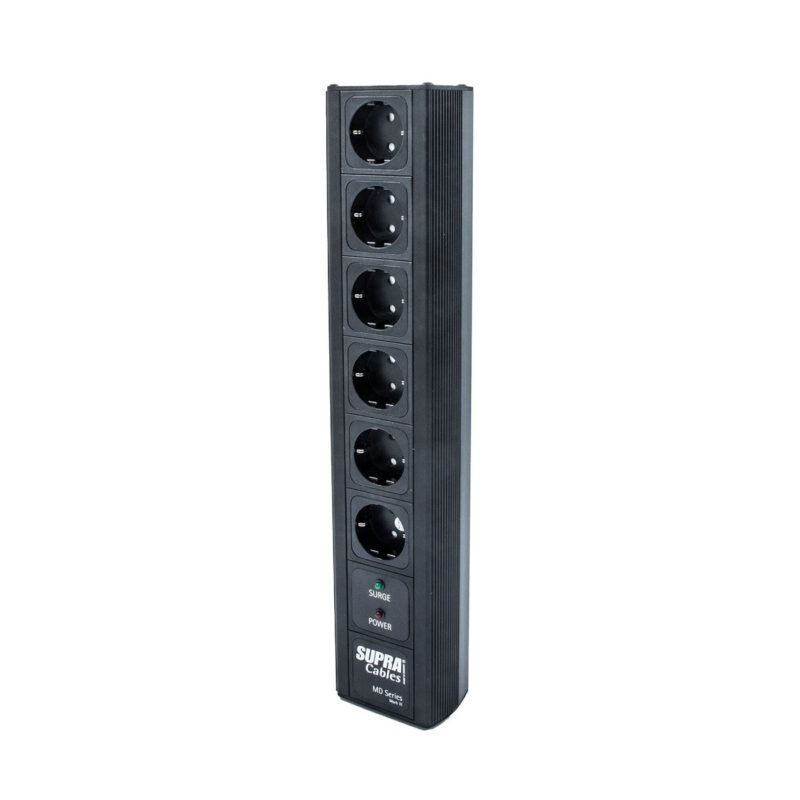 MAINS-BLOCK-MD06-EU-SP-SPC-BLACK-SWITCH-6 skjermet strømskinne med overspenningsvern, sølvplattert kabling og av/på bryter