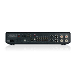 Cyrus 80 AMP streamingforsterker sett bakfra