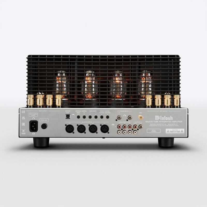 McIntosh-MA2375 McIntosh MA2375 tilkoblinger med XLR, RCA, phono og høyttalerutganger